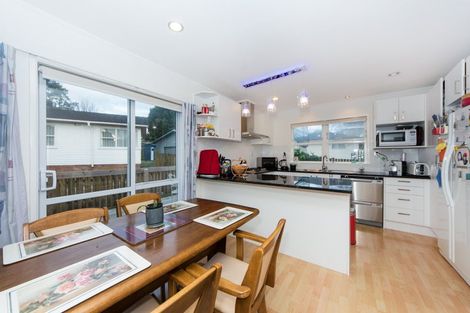 Photo of property in 3 Janine Place, Bucklands Beach, Auckland, 2014