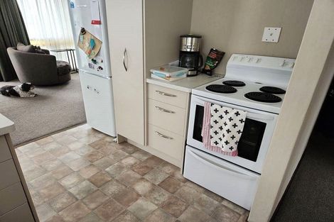 Photo of property in 90b Marine Parade, Mount Maunganui, 3116