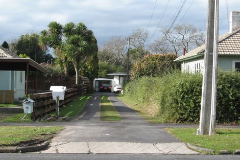 Photo of property in 14 Casey Avenue, Fairfield, Hamilton, 3214
