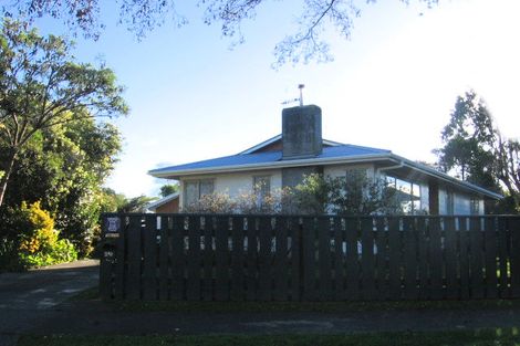 Photo of property in 48 Apollo Parade, Milson, Palmerston North, 4414