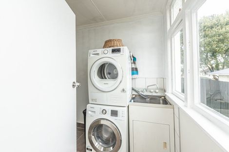 Photo of property in 60 Koromiko Road, Gonville, Whanganui, 4501