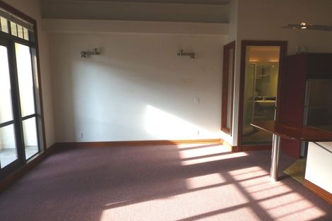 Photo of property in Pirie Street Townhouses, 28/35 Pirie Street, Mount Victoria, Wellington, 6011