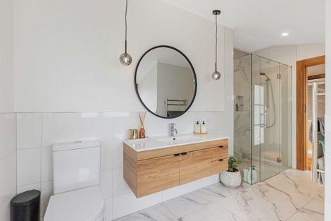 Photo of property in 2 Alma Place, Milson, Palmerston North, 4414