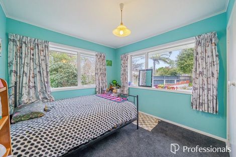 Photo of property in 57 Poto Road, Normandale, Lower Hutt, 5010