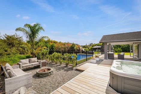 Photo of property in 1009 Kahikatea Flat Road, Waitoki, Kaukapakapa, 0871