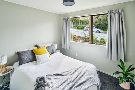 Photo of property in 2 Gainsborough Grove, Belmont, Lower Hutt, 5010