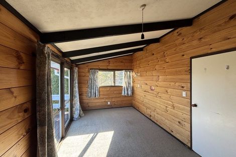 Photo of property in 4 Farrelly Grove, Fairfield, Lower Hutt, 5011