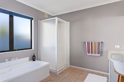 Photo of property in 2 Anne Street, Ohope, 3121