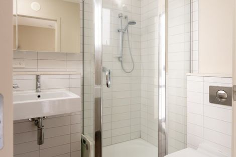 Photo of property in Trinity Apartments, 502/19 College Street, Te Aro, Wellington, 6011