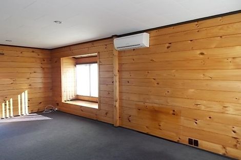 Photo of property in 9 Sheffield Place, Springvale, Whanganui, 4501