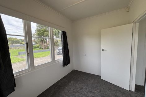 Photo of property in 33 Burns Street, Tawhero, Whanganui, 4501