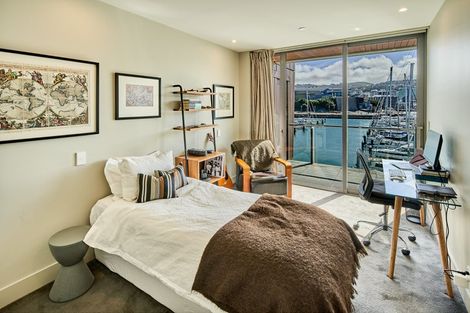 Photo of property in Clyde Quay Wharf, 2b/6 Clyde Quay Wharf, Te Aro, Wellington, 6011