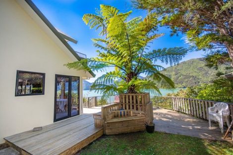 Photo of property in 16 Belvue Bay Road, Havelock, Picton, 7281