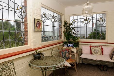 Photo of property in 1 Parsonage Road, Waimate, 7924