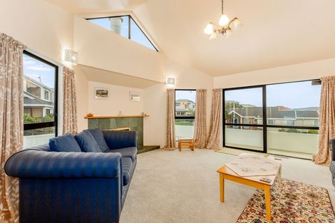 Photo of property in 14 Portage Place, Whitby, Porirua, 5024