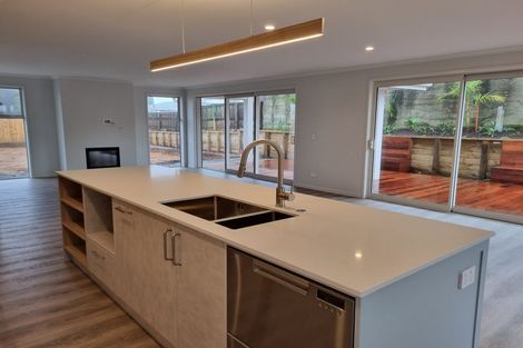 Photo of property in 5 Te Ara O Ngakeiha, Fitzroy, New Plymouth, 4312