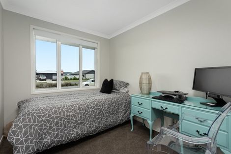 Photo of property in 155 The Boulevard, Papamoa Beach, Papamoa, 3118