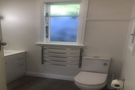 Photo of property in 1 Pahia Street, Roseneath, Wellington, 6021