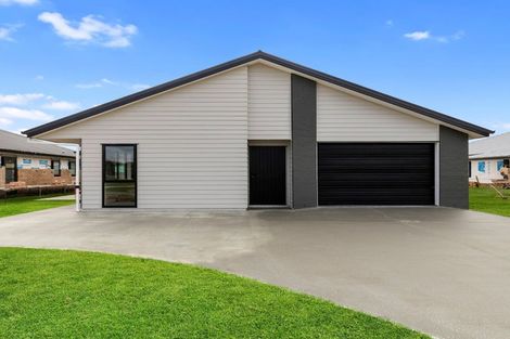 Photo of property in 6 Guy King Place, Huntly, 3700