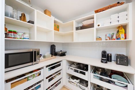 Photo of property in 38 Ashford Avenue, Hokowhitu, Palmerston North, 4410