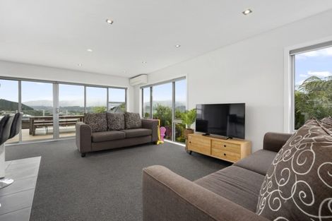 Photo of property in 21 Cosgrove Rise, Riverstone Terraces, Upper Hutt, 5018