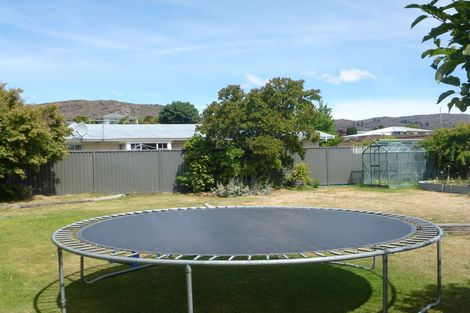 Photo of property in 143 Tarbert Street, Alexandra, 9320