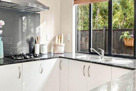 Photo of property in 3 Dunoon Close, Flat Bush, Auckland, 2016