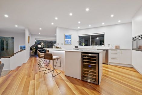 Photo of property in 73m Park Rise, Campbells Bay, Auckland, 0630