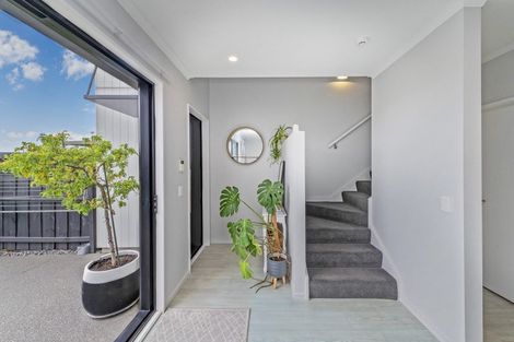 Photo of property in 18 Brian Keogh Lane, Wigram, Christchurch, 8025