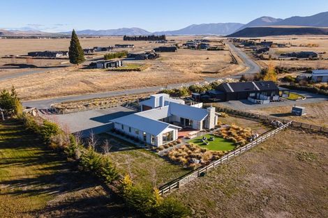 Photo of property in 2 Boundary Terrace, Twizel, 7999