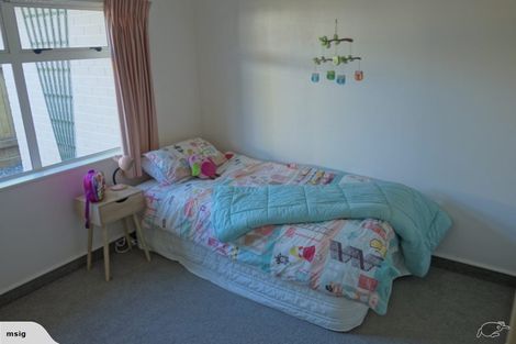 Photo of property in 393 Te Moana Road, Waikanae, 5036
