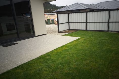 Photo of property in 8 Tahi Street, Albert Town, Wanaka, 9305