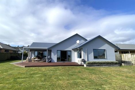 Photo of property in 22 Karoro Place, Karoro, Greymouth, 7805