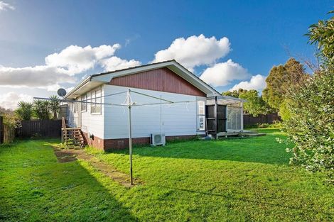 Photo of property in 2/36 Archmillen Avenue, Pakuranga Heights, Auckland, 2010