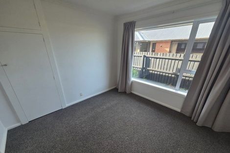 Photo of property in 42 Waratah Street, Avondale, Christchurch, 8061