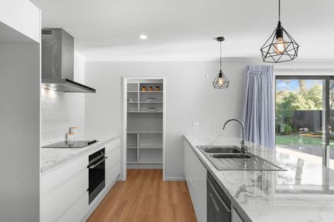 Photo of property in 15 Wilmers Road, Hornby, Christchurch, 8025