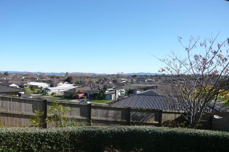 Photo of property in 12 Bishopsworth Way, Huntington, Hamilton, 3210