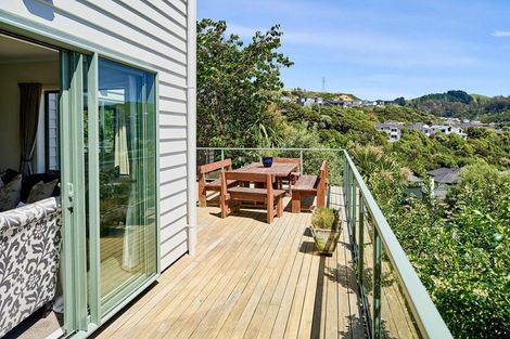 Photo of property in 42f James Cook Drive, Whitby, Porirua, 5024