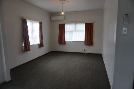 Photo of property in 28 Linton Street, Palmerston North, 4410