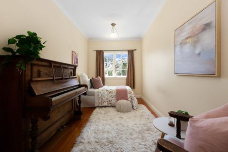 Photo of property in 76 Tilley Road, Paekakariki, 5034