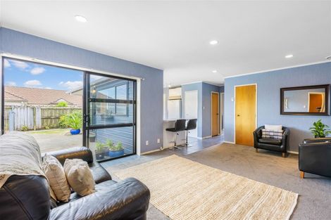 Photo of property in 13 Seneca Court, Golflands, Auckland, 2013