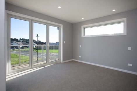 Photo of property in 10 Tucker Close, Leamington, Cambridge, 3432