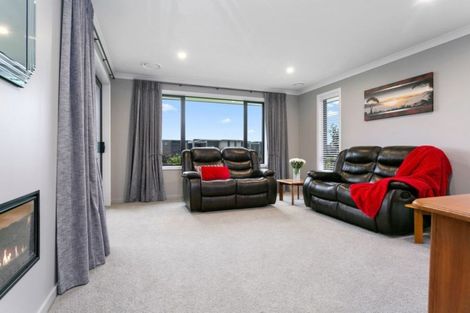 Photo of property in 17 Alan Livingston Drive, Cambridge, 3434