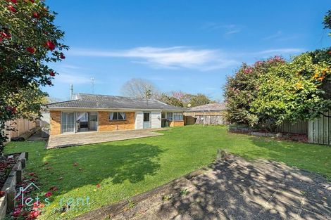 Photo of property in 8 Coulthard Terrace, Opaheke, Papakura, 2113