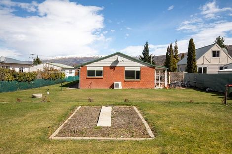 Photo of property in 90 Shields Street, Clyde, 9330