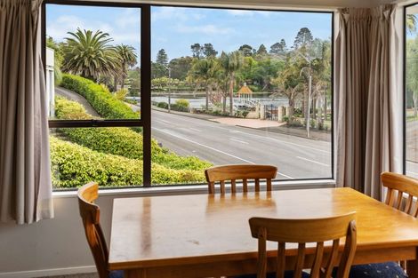 Photo of property in 87 Great North Road, Saint Johns Hill, Whanganui, 4501