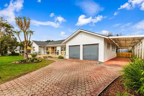 Photo of property in 40 Waikoukou Valley Road, Waimauku, 0812