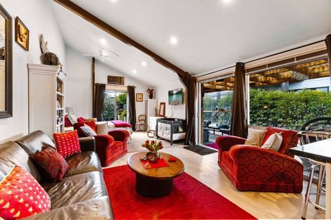 Photo of property in 21 Little Maude Drive, Lake Hawea, Wanaka, 9382