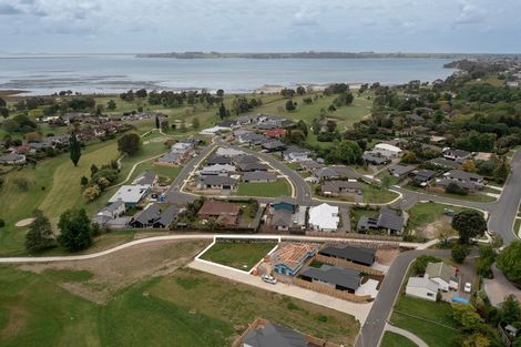 Photo of property in 49d Western Avenue, Omokoroa, 3172