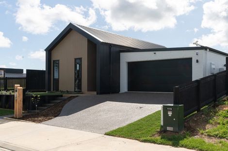 Photo of property in 23 Taahunui Rise, Peacocke, Hamilton, 3206